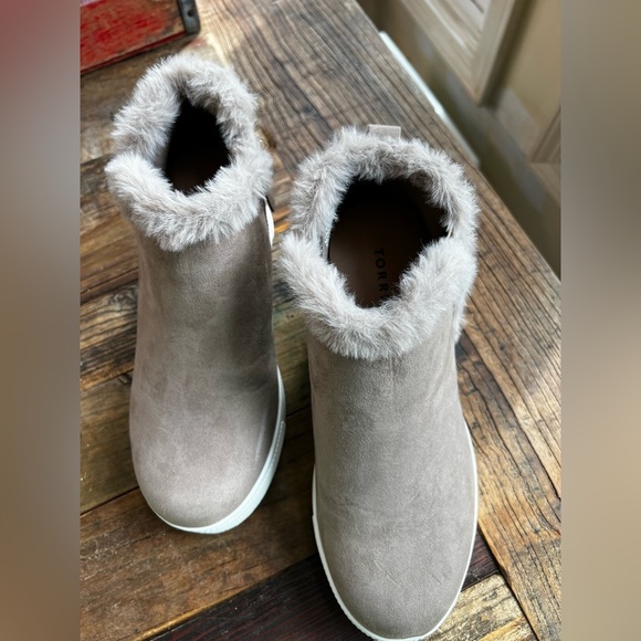 TORRID Fur Trim Sneaker Wedge (WW). Taupe color - Picture 1 of 10